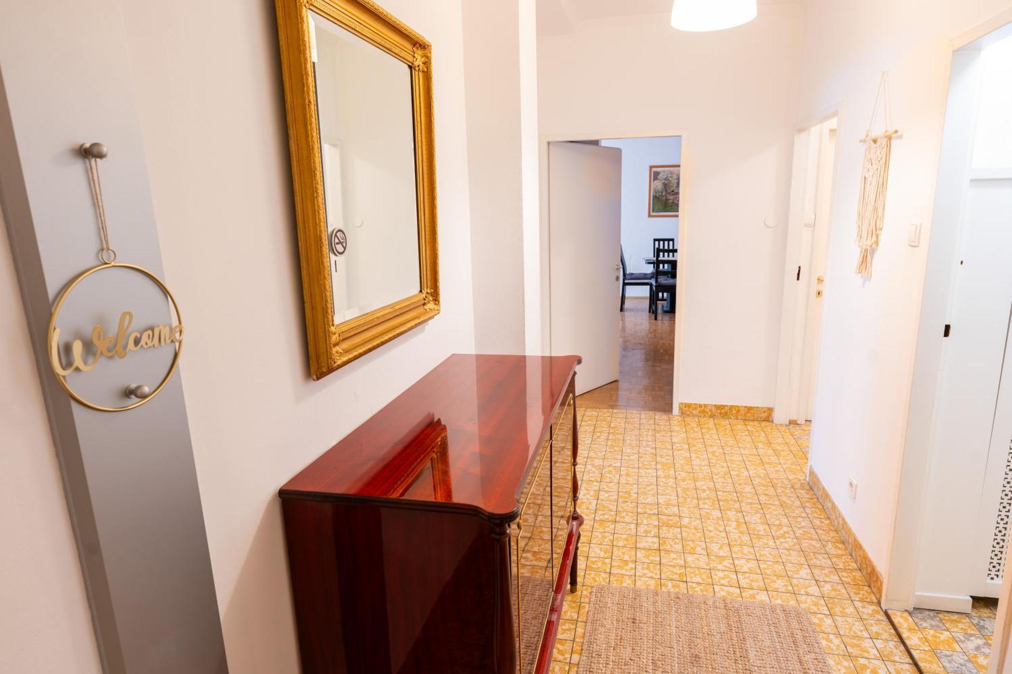 Apartment Living Opera Vienna
